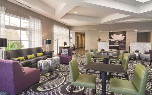 La Quinta Inn & Suites by Wyndham Phoenix Mesa West