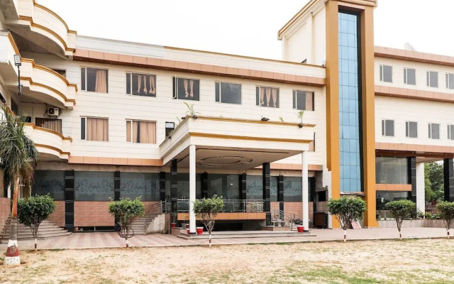 Hotel Bandhan by OYO Rooms