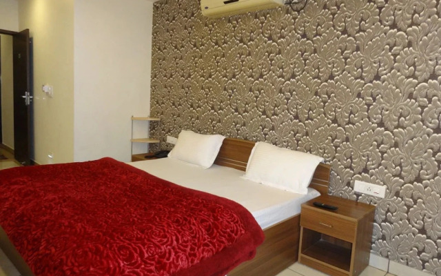 The Shradha Hotel
