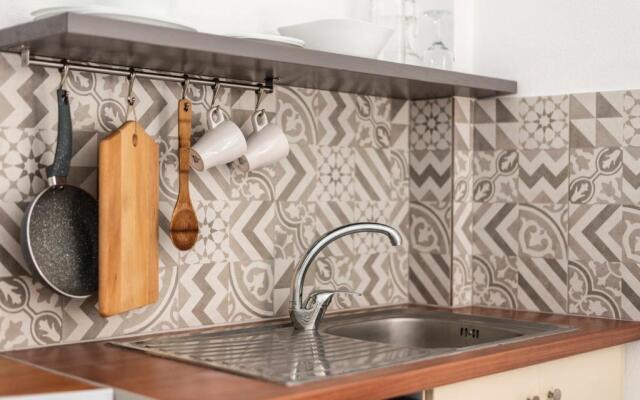Amphora Guesthouse & Apartments