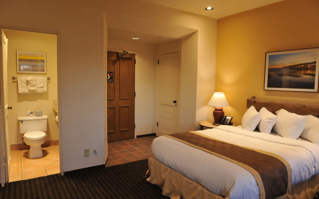 Clocktower Inn Ventura