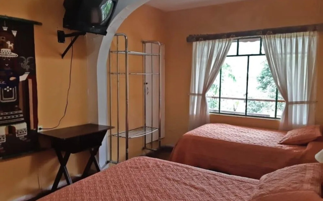El Pedron Hotel