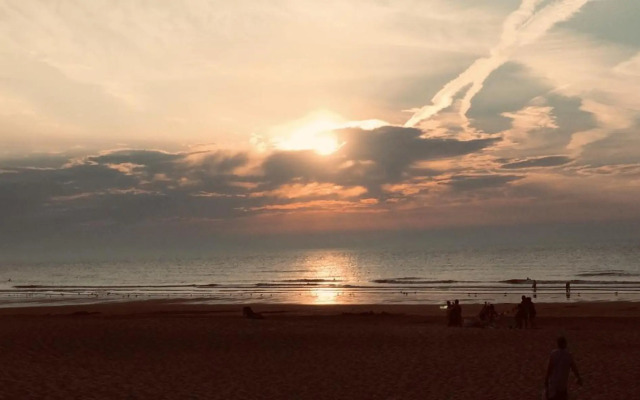 Rustig appartement met zeezicht dicht bij het centrum