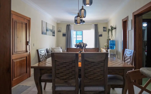 Cozy Apartment Close to the Beach