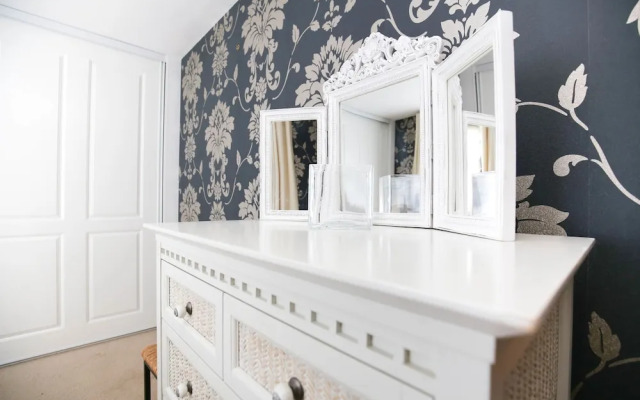 Week2Week Stunning 2 Bed Tynemouth Apartment