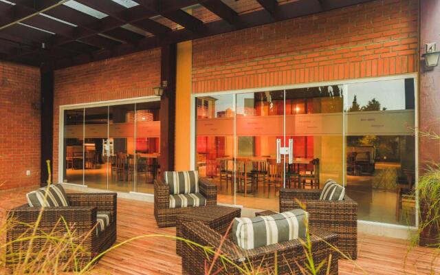 Hotel Cassino Tower Curitiba Aeroporto By Nacional Inn