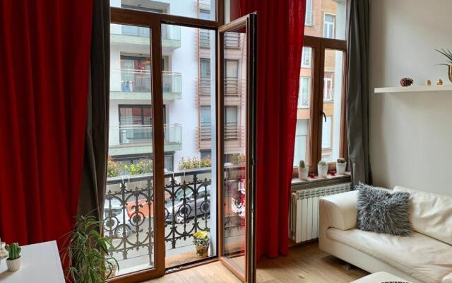 Grand Appartement Jourdan EU