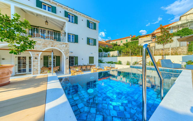 Hotel Brattia