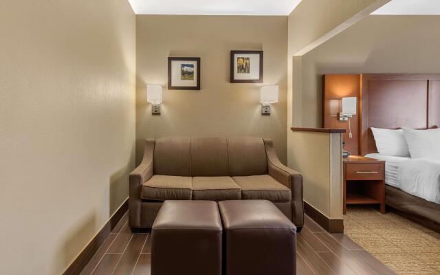 Comfort Suites Fort Collins Near University