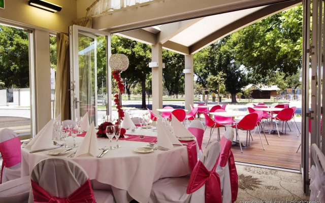 Terrace Hotel Adelaide
