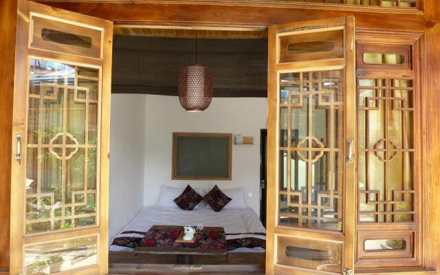 Tourist Courtyard Hotel