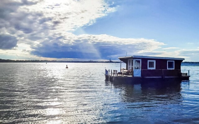 Beautiful Ship/boat in Brandenburg With 1 Bedrooms
