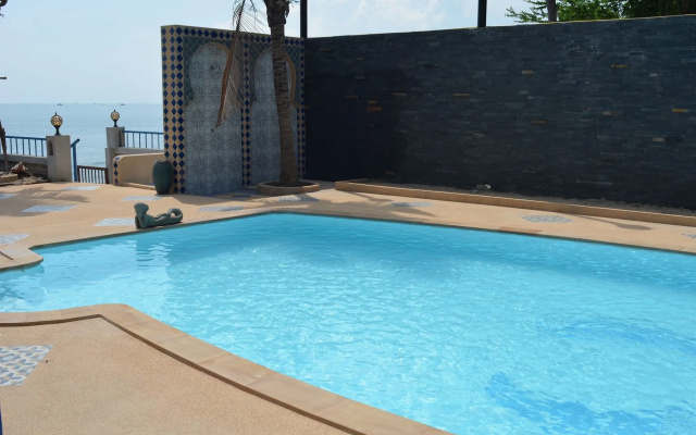 Pearl By The Sea Resort