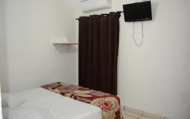 Lize Hotel