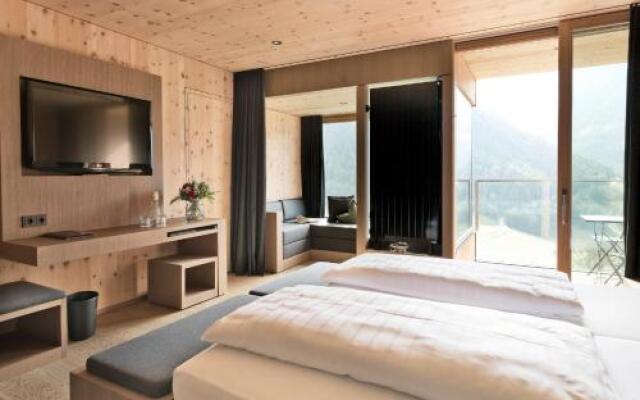 Chalet Gradonna Mountain Resort.1