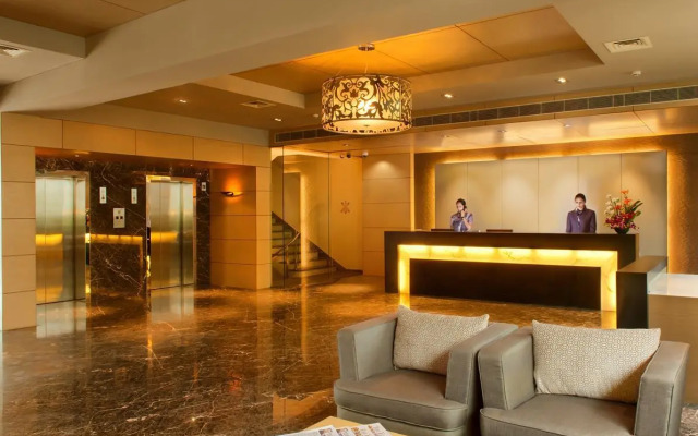 Royal Orchid Central, Vadodara