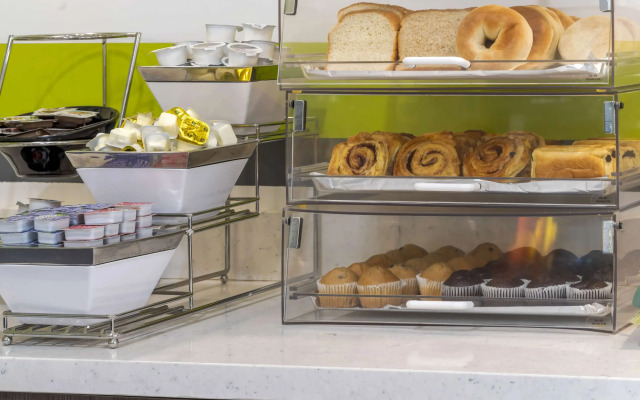 Best Western Plus Gardena Inn & Suites