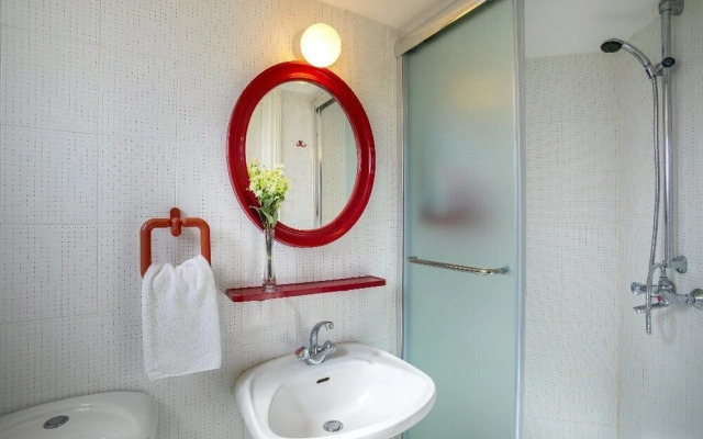 Thalassa Suite