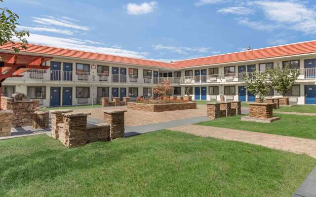 Motel 6 Fremont, CA - South