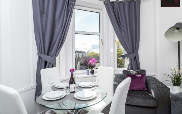 One Bedroom Apartment by Klass Living Serviced Accommodation Rutherglen - Crossroads Apartment With WiFi and Parking