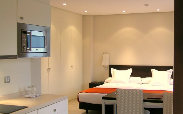 Отель Suites Viena Plaza De Espana