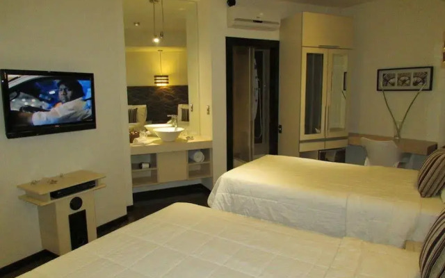 Awqa Classic Hotell
