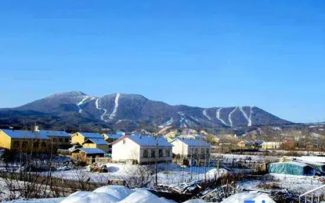 Yabuli Guandong Inn