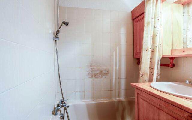 Les Aiguilles Du Midi