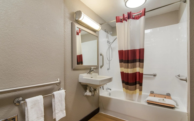 Red Roof Inn Durham - Triangle Park