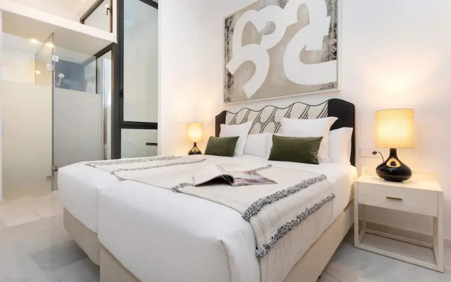 Cozy 3BD Duplex in Seville Center Gran Poder II