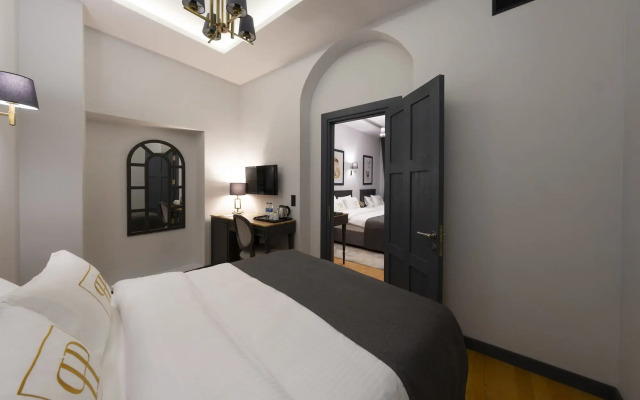 Ferman Port Hotel - Special Class