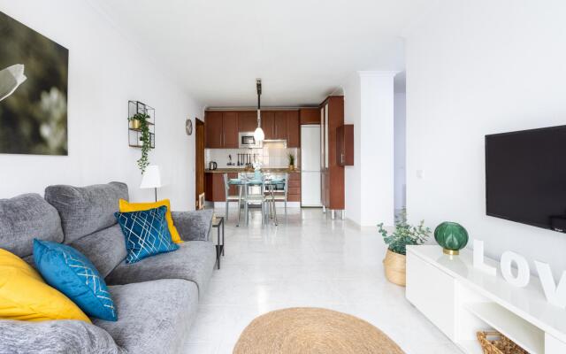 Home2Book Bright Center Santa Cruz, Wifi