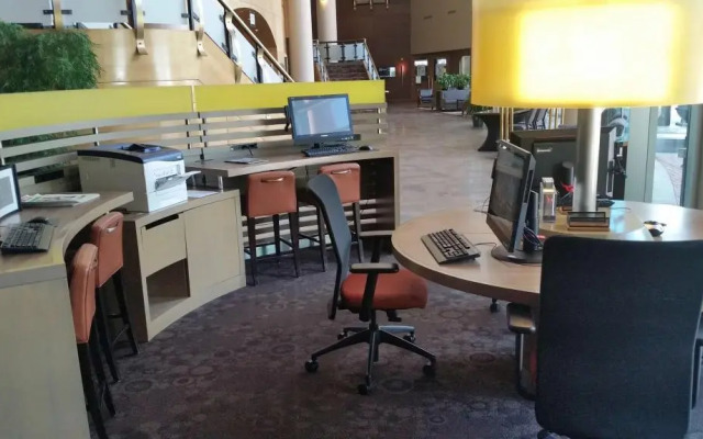 Sheraton Suites Calgary Eau Claire