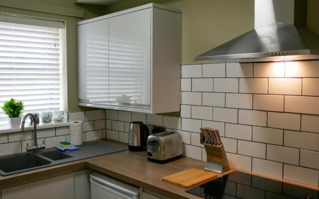 11D Castle Street Serviced Apartments