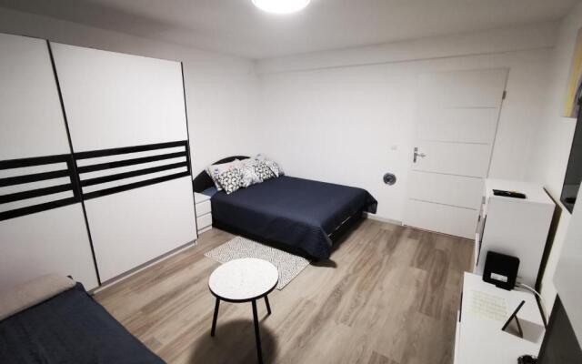 Ema Studio Apartman