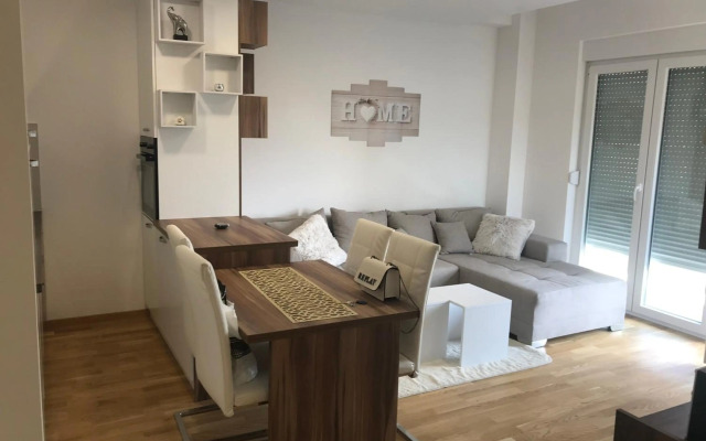 Apartman Tara