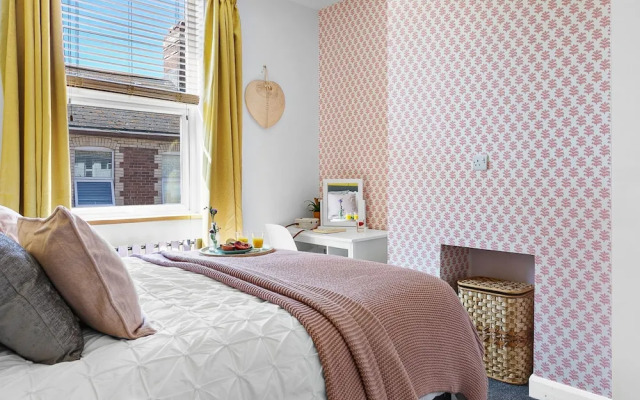 The Terrace - Bright Characterful and Near Beaches