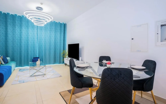 HomesGetaway- 1BR Apt in Marina Gate1
