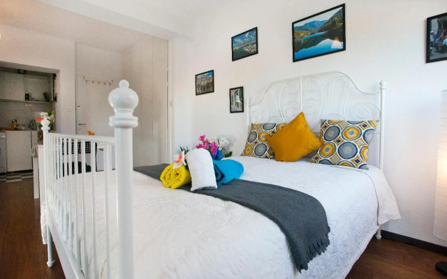 Poseidon Boutique Apartment 2