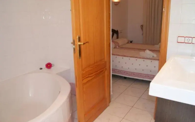 Apartment near the beach, with pool, in Javea