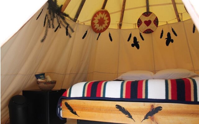 Black Feather Tipi Experience