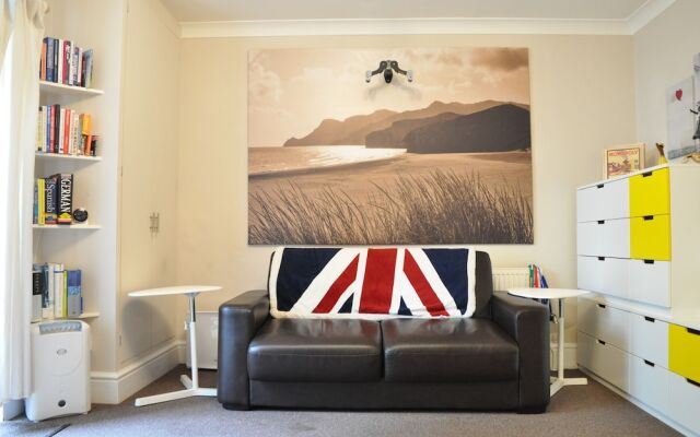 Studio Apartment Close to Hyde Park