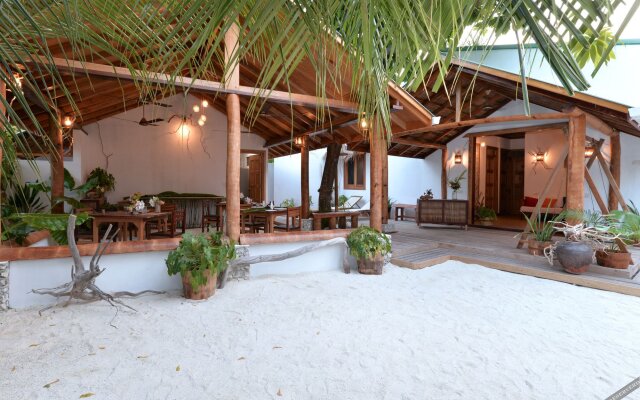 Eden BAANI Lodge Maldives