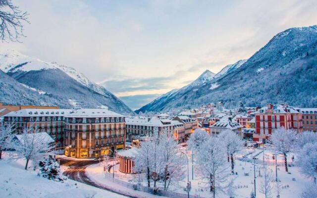 Appartement Cauterets, 2 pièces, 6 personnes - FR-1-234-231