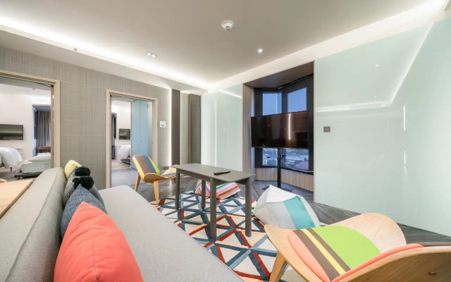 Triple Y Hotel