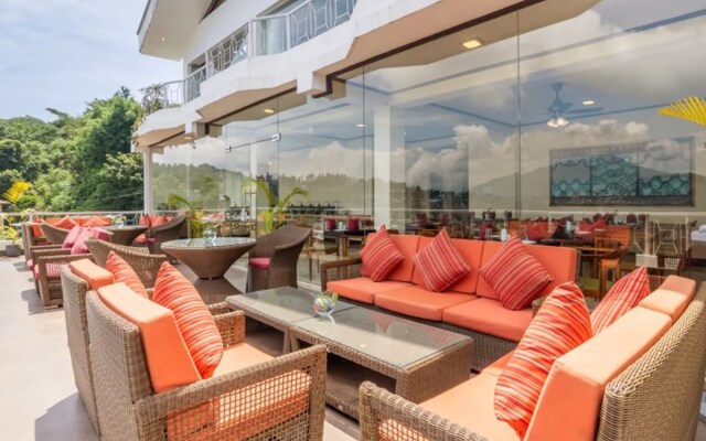 Summit Lillium Hotel & Spa