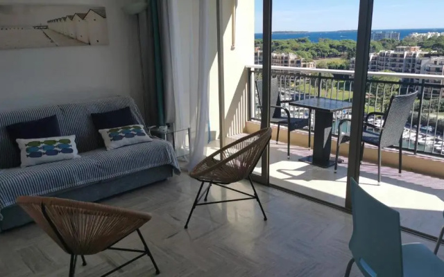 Studio face mer Mandelieu près de Cannes