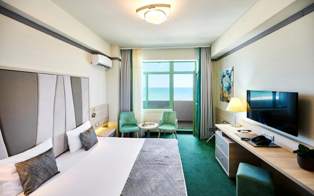 Malibu Hotel