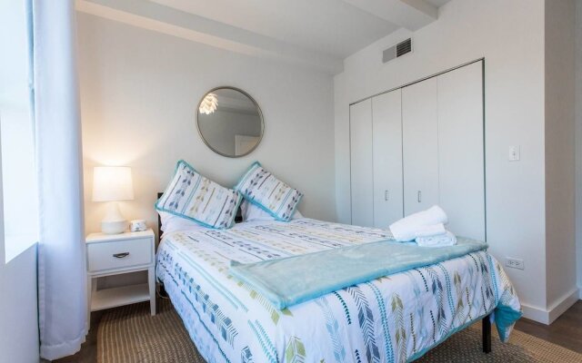 Juniper Mist - Modern 1 Bdr in Downtown