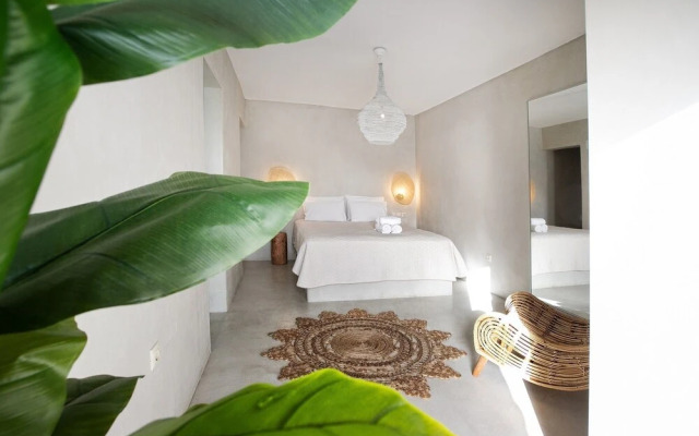 Capari Suites